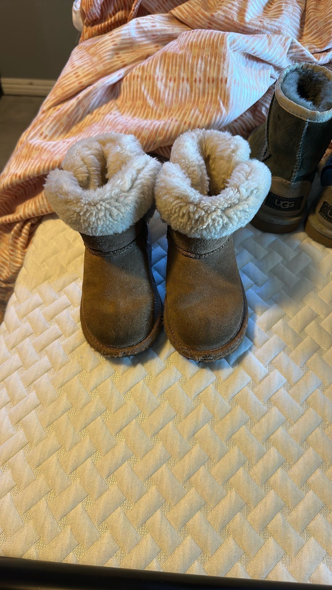 UGGs