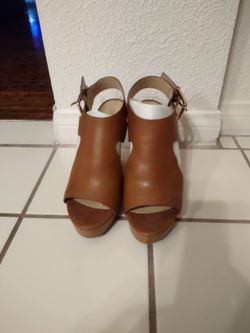 Micheal kors wedge heels