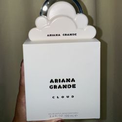 Ariana Grande Cloud Perfume 100mL