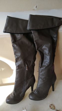 Women's boots