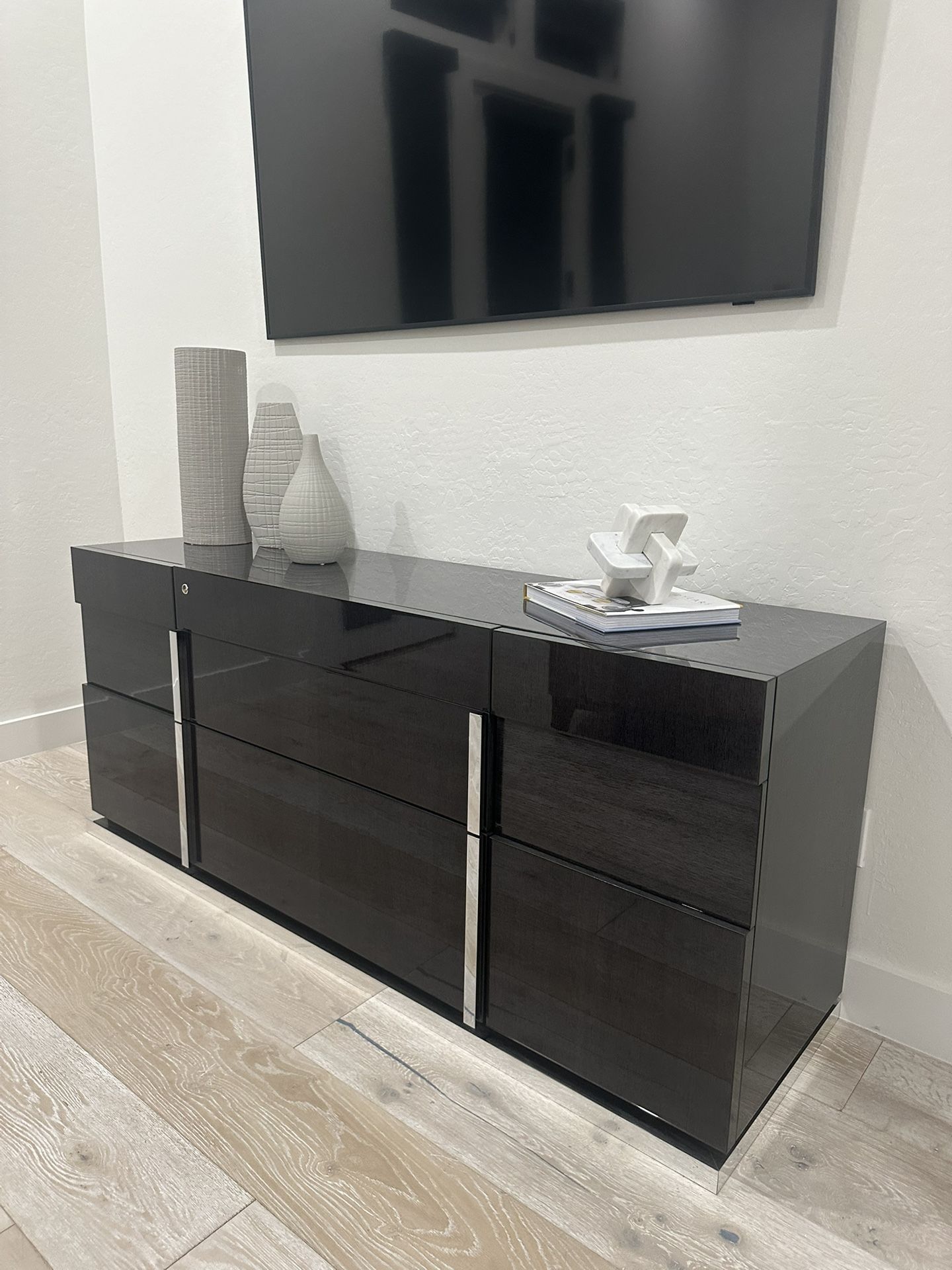 Italian Made Desk And Side Hutch Brand New