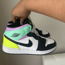 Jordan 1 Multi Color Size 7