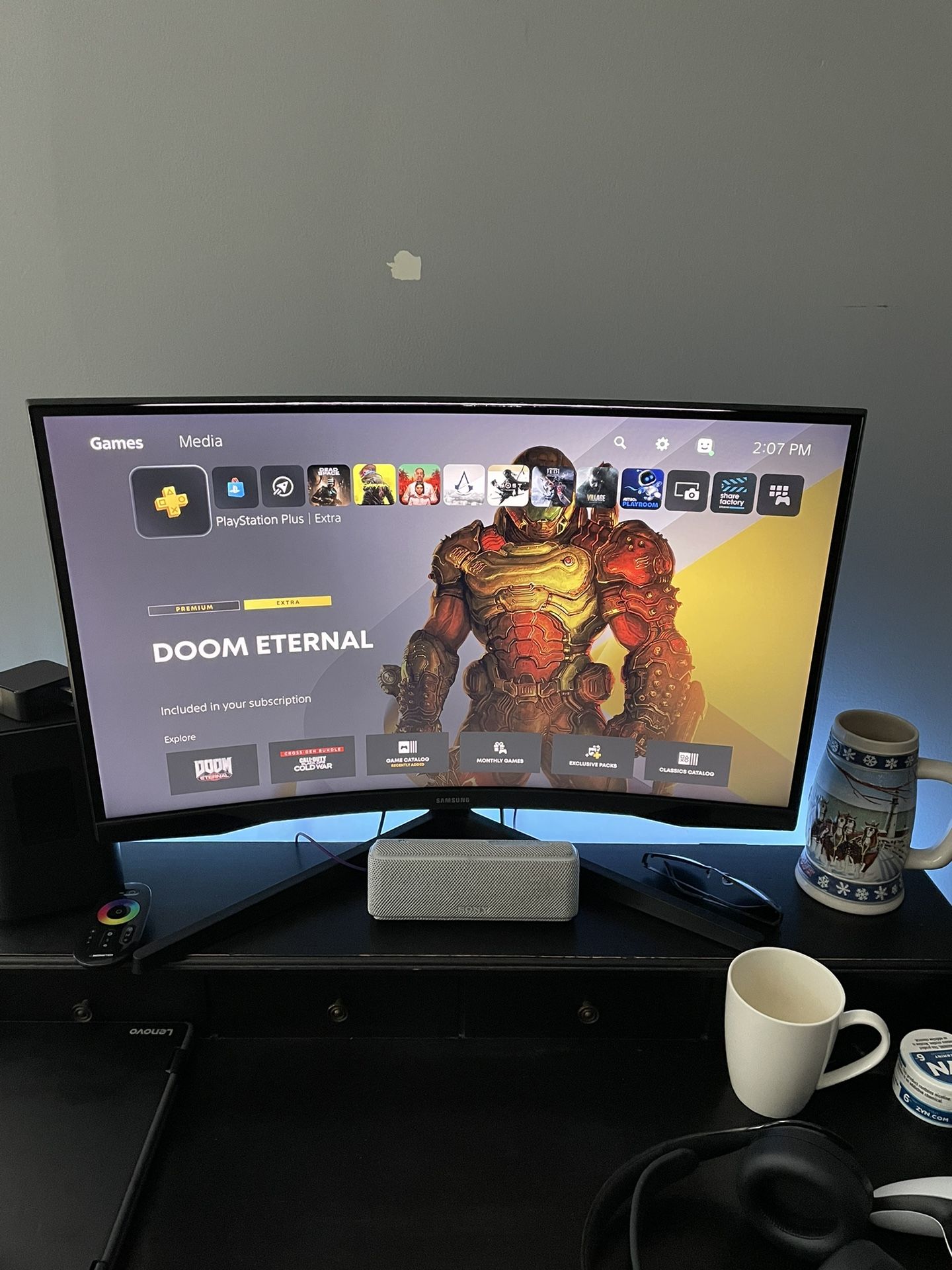 Samsung Odyssey G5 27” Curved 1440 P 165 Hz Monitor