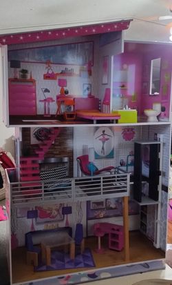 Doll house