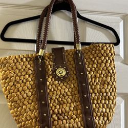 Brown shoulder bag