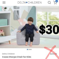 Delta Children

Cozee Sherpa Chair for Kids, It Comes With 2 Covers Your Choice  Of Colors,  Grey And Pink,