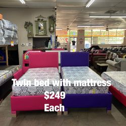 Twin beds with mattress