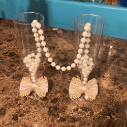 personalized wedding champagne custom-made champagne & mimosa glasses