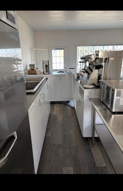 3 piece coffee cart with espresso machine and grinder