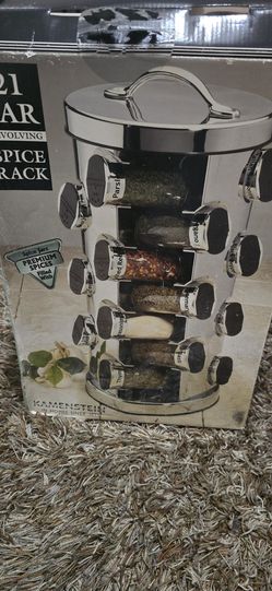 Revolving spice rack
