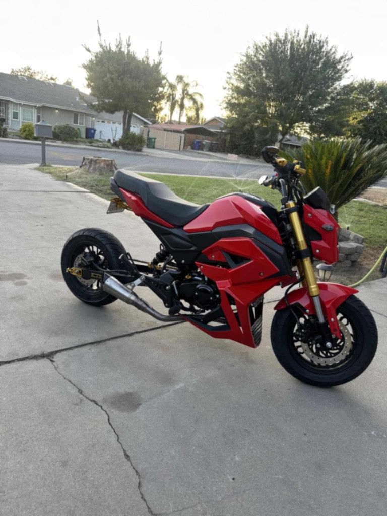 Street Legal Motorcycle Brand New Groma 2024 Manual Gears 2 Seater