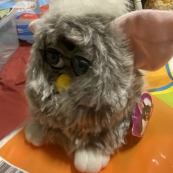 1998 Gray Owl Furby