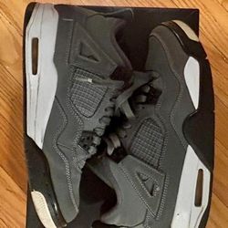 Jordan 4 Cool Grey