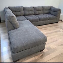 GRAY SECTIONAL COUCH