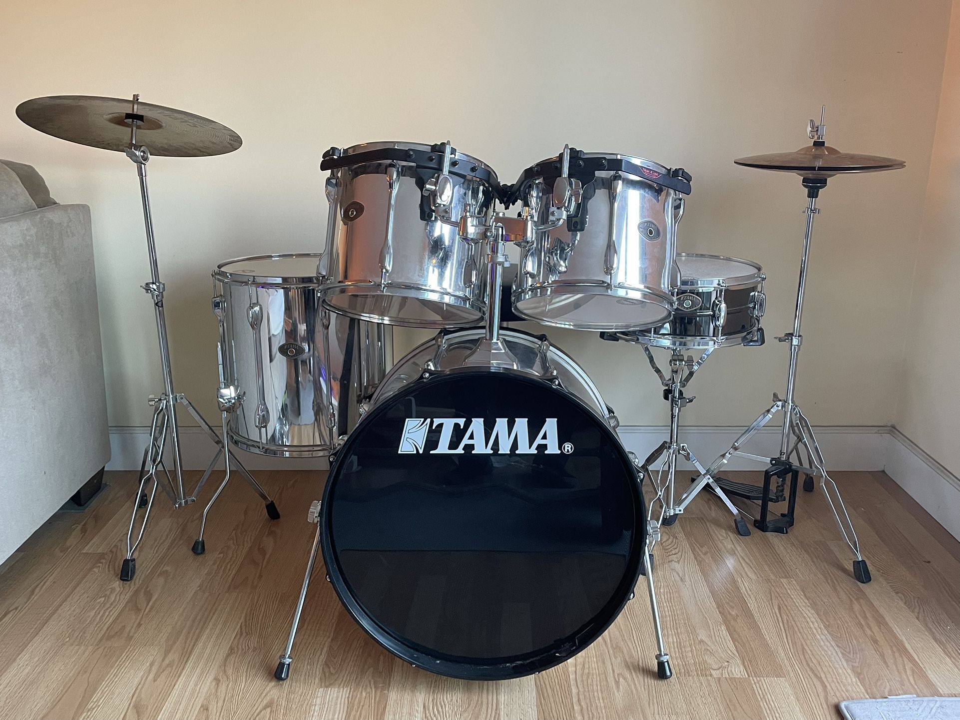 Tama Rockstar Drum Set - Complete