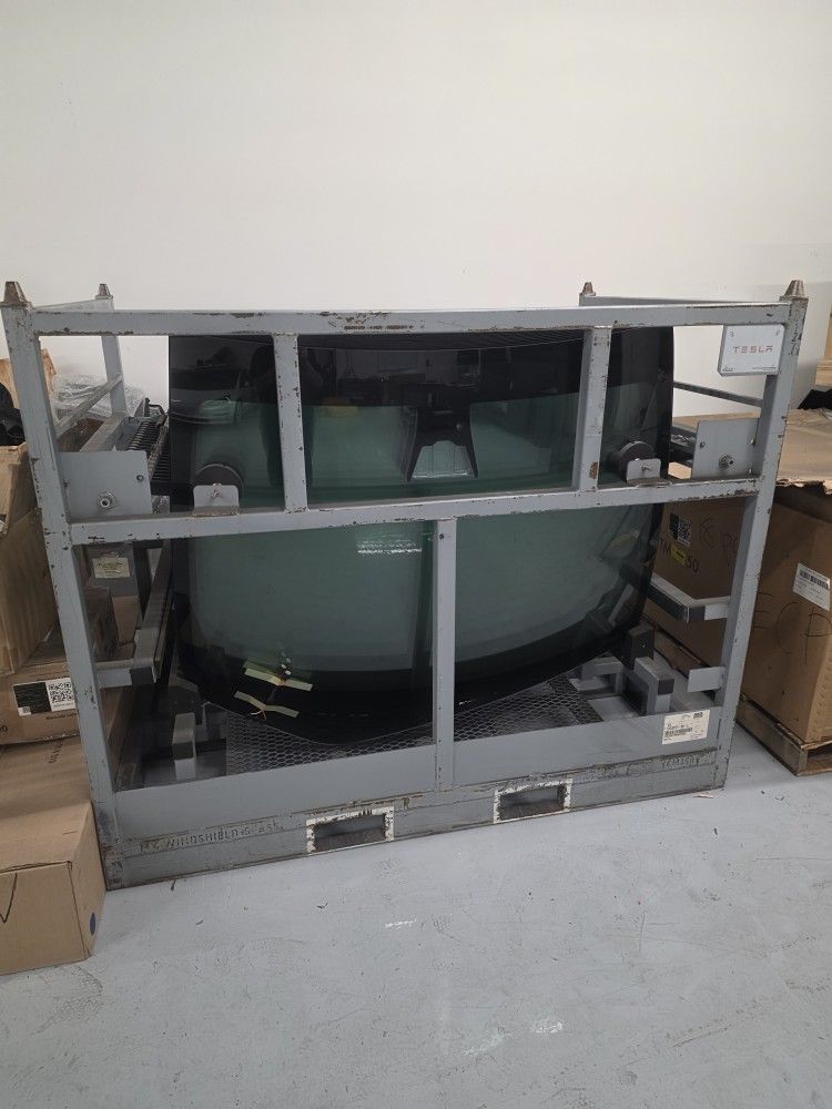 2022- 2023 model Y glass