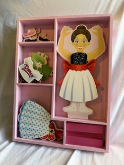 Melissa & Doug Wooden Toys - Nina the Ballerina Dress-Up