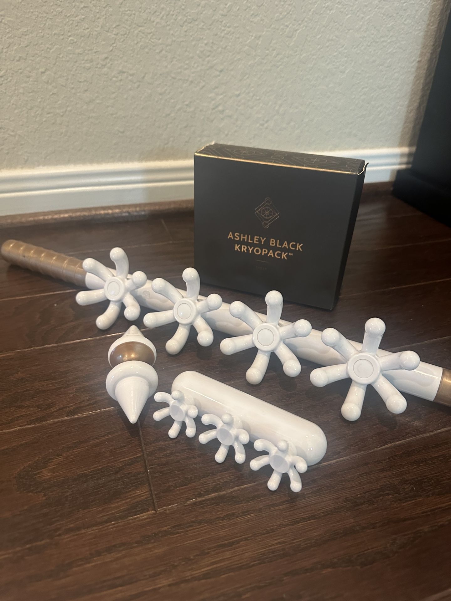 Barely Used - Ashley Black Fascia Blaster Toool Kit and Kryopack Wrap (Wrap box never opened)