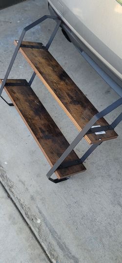 Wall shelf