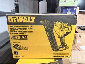DEWALT DCN650D1 20V MAX XR 15 GA Angled Finish Nailer Kit