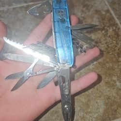 Victorinox Swiss Army Knife, Cyber Tool L.