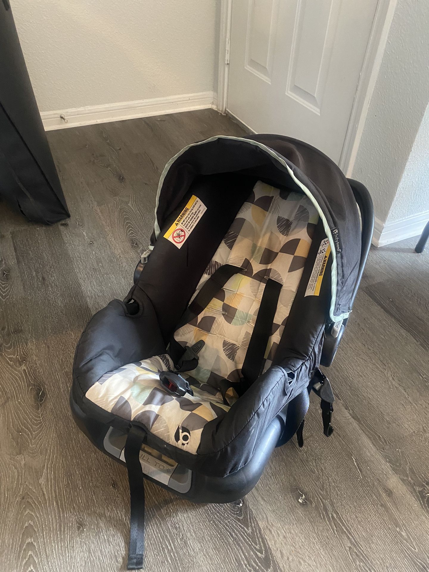 Infant Car seat 