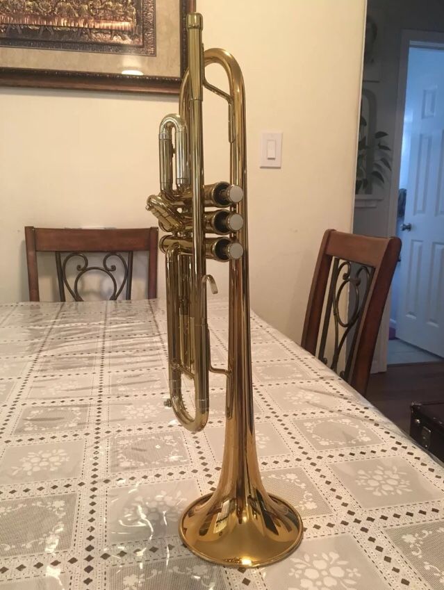 Conn 1000B Doc Severinsen Trumpet Excellent Condition