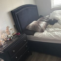 Blue Velvet Bed Frame W/storage 