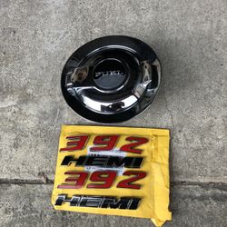 Emblems For A 2012 Dodge Challenger Srt 8