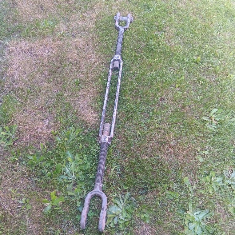 Giant Turnbuckle