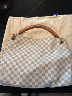 Louis Vuitton Tote