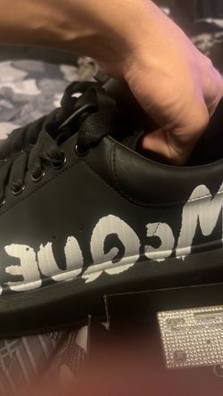 Mqueens graffiti size 10
