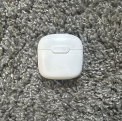 Bluetooth Wireless White Earbuds With Carrying Case Very Good 4E USB-C Charger