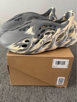 Adidas Yeezy Foam Runner Size 10