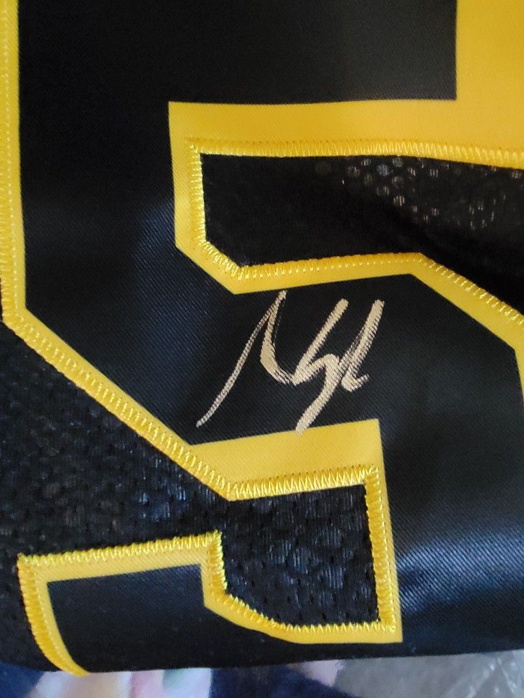 Austin Reaves AR 15 Autographed Black Mamba Jersey Gold Paint Pen