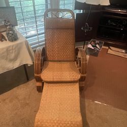 1960s Vintage Bamboo Pretzel Chaise Lounge And Ottoman Set