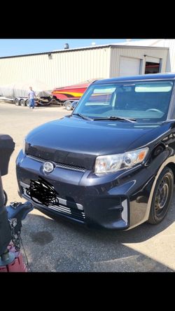 2012 Toyota scion xb
