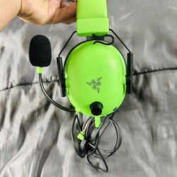 Razer BlackShark V2 X Gaming Headset: 7.1 Surround Sound - 50mm Drivers - Memory Foam Cushion - for PC, Xbox, PS5, Switch - 3.5mm Audio Jack - Green