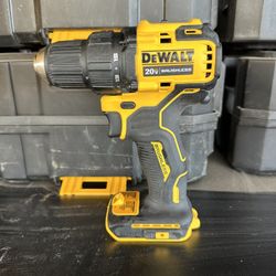 DEWALT ATOMIC 20V MAX Cordless Brushless Compact 1/2 in. Drill/Driver (Tool Only)