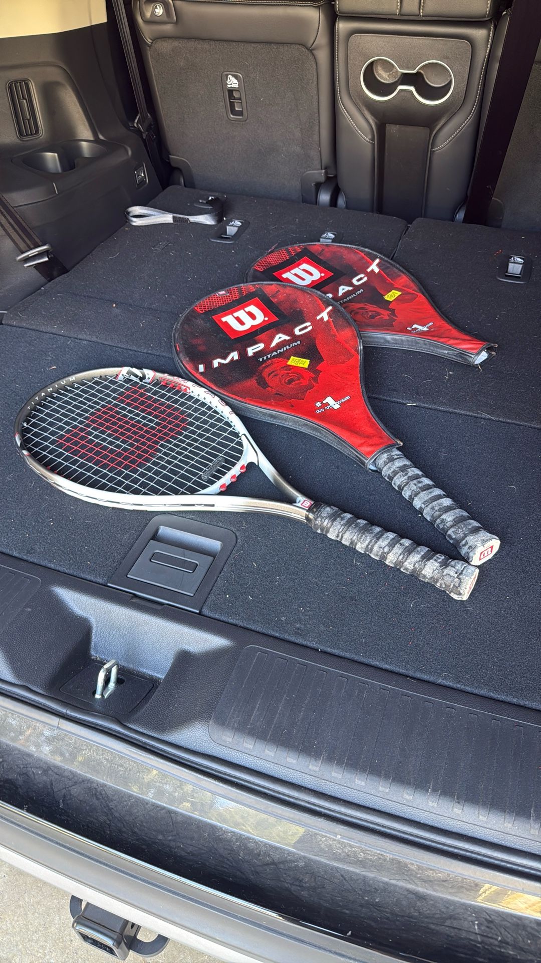 Wilson Impact Tennis Rackets – Titanium Head (2 Available)