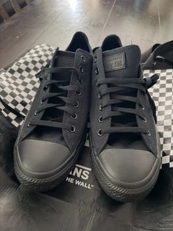 New Men’s Black Converse