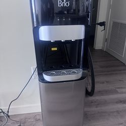 Brio botttom loading water dispenser hot/cold