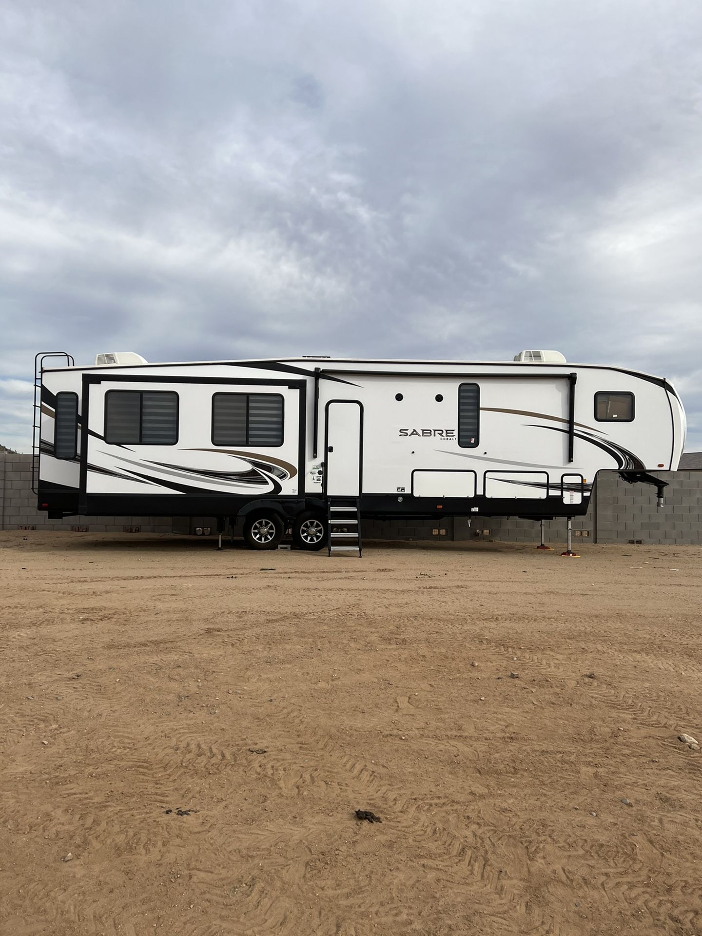 2021 Forest River Sabre 36BHQ