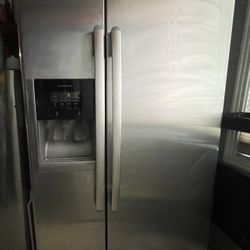 Kenmore Refrigerator For Sale