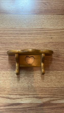 Mini heartwood shelf