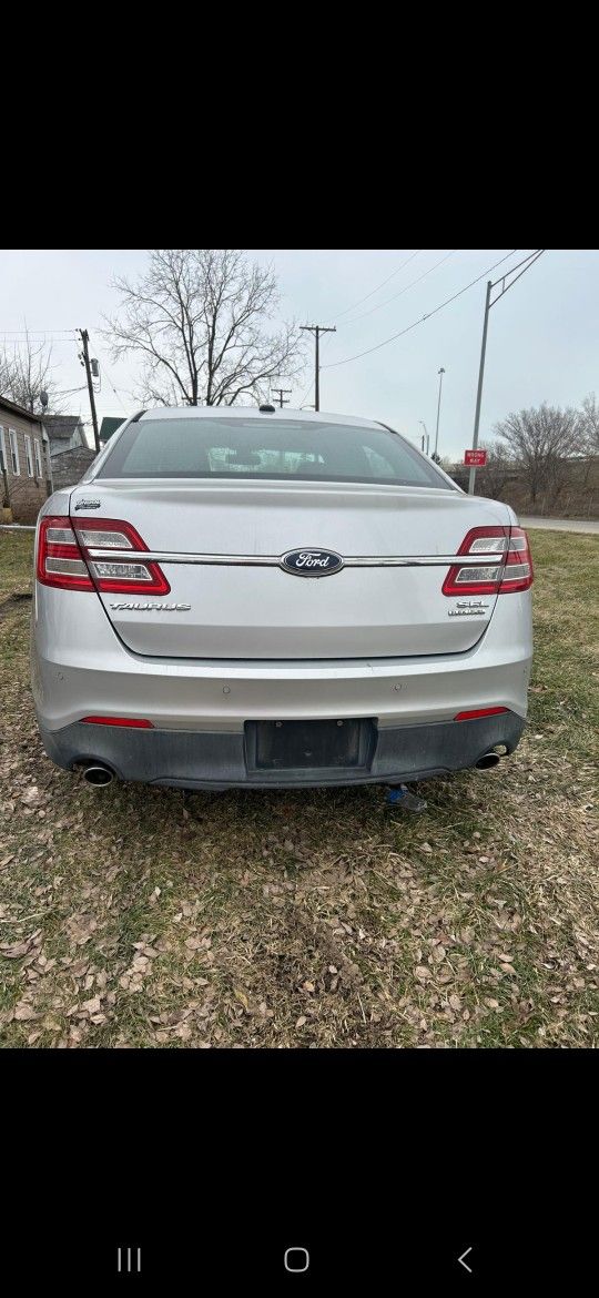 2013 Ford Taurus