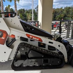 MT100 Bobcat Skid Loader