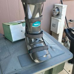 Vacoped Medical Boot For Achilles And Ankle Healing
