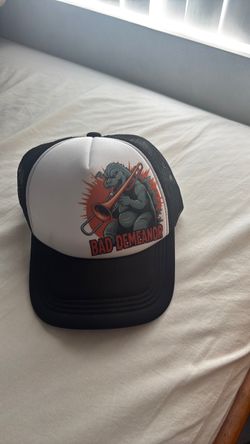 Godzilla hat