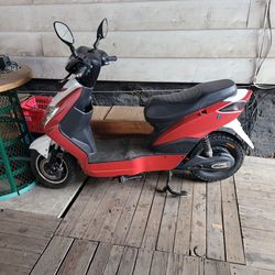 Fly7 Moped